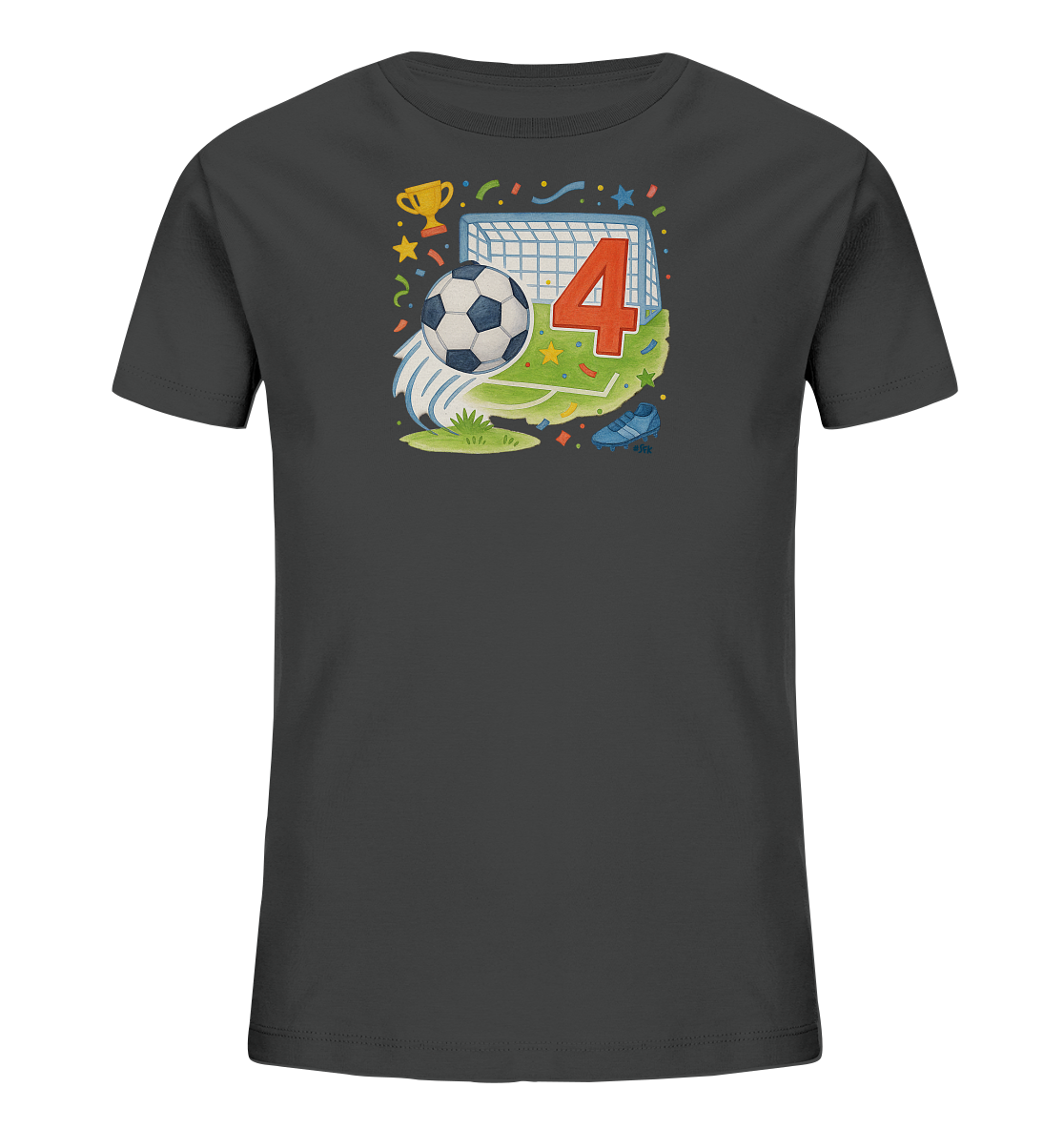 Onlineshop Shirts fuer Kinder - Das Bild zeigt ein dunkelgraues Kinder-T-Shirt mit einem sportlichen Fussballmotiv. Zentral im Design ist ein Fussballtor mit der grossen roten Zahl '4' platziert. Um das Tor herum sind ein Fussball, ein goldener Pokal, ein Fussballschuh sowie festliche Elemente wie Konfetti und Sterne abgebildet. Das Layout ist farbenfroh und fuer junge Fussballfans geeignet.