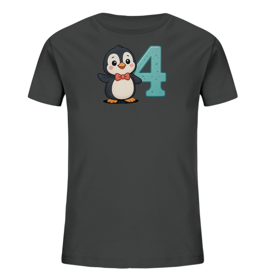 Onlineshop Shirts fuer Kinder - Das Bild zeigt ein dunkelgraues Kinder-T-Shirt mit einem suessen Cartoon-Pinguin auf der Vorderseite. Der Pinguin traegt eine rote Fliege und steht neben der Zahl '4', die in einem hellen Blauton mit Struktur gestaltet ist. Das Design ist froehlich und verspielt, ideal fuer junge Kinder.