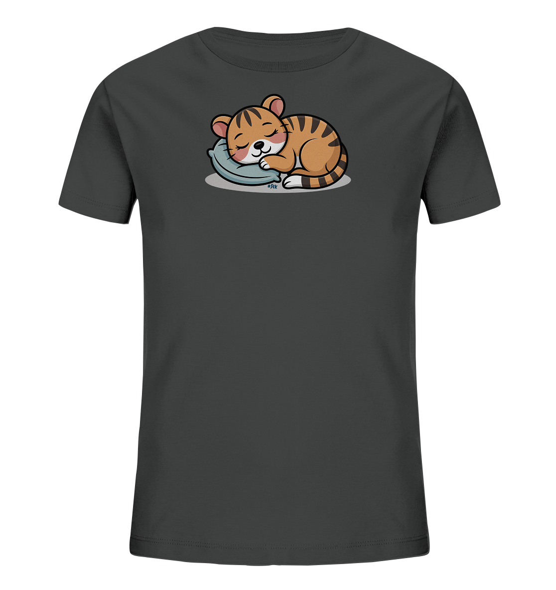 Onlineshop Shirts fuer Kinder - Das Bild zeigt ein dunkelgraues Kinder-T-Shirt mit einer niedlichen Illustration eines schlafenden Tigerbabys. Der kleine Tiger ist orange-schwarz gestreift und liegt friedlich auf einem hellblauen Kissen. Die Augen sind geschlossen und es hat einen entspannten, gluecklichen Ausdruck. Das Design wirkt sanft und beruhigend, perfekt fuer kleine Schlafmuetzen.