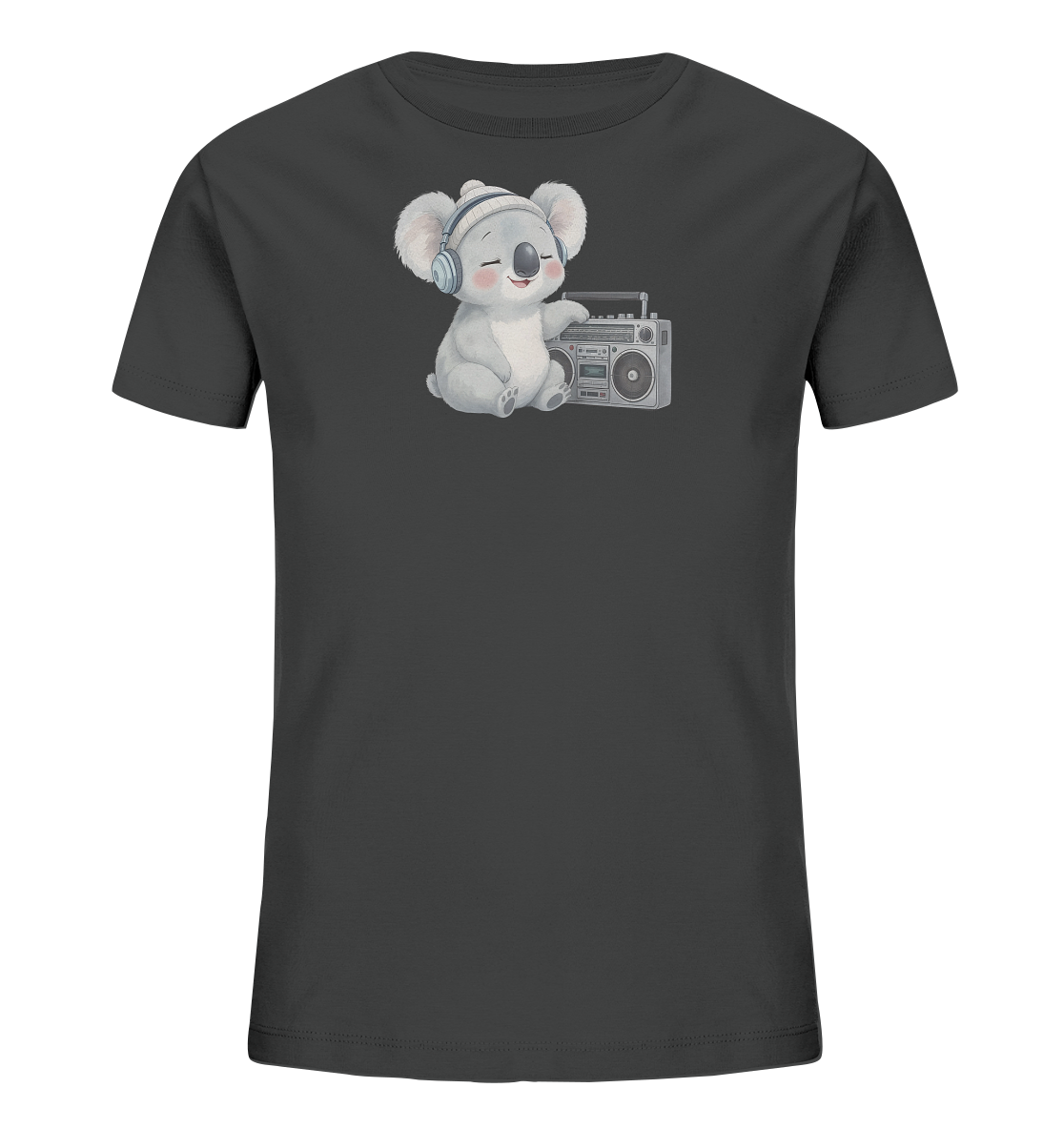 Onlineshop Shirts fuer Kinder - Das Bild zeigt ein dunkles Kinder-T-Shirt mit einem charmanten Koala-Motiv. Der laechelnde Koala traegt Kopfhoerer und eine Muetze und sitzt neben einer detailreichen Boombox. Das Design verleiht dem Shirt einen verspielten und froehlichen Charakter.