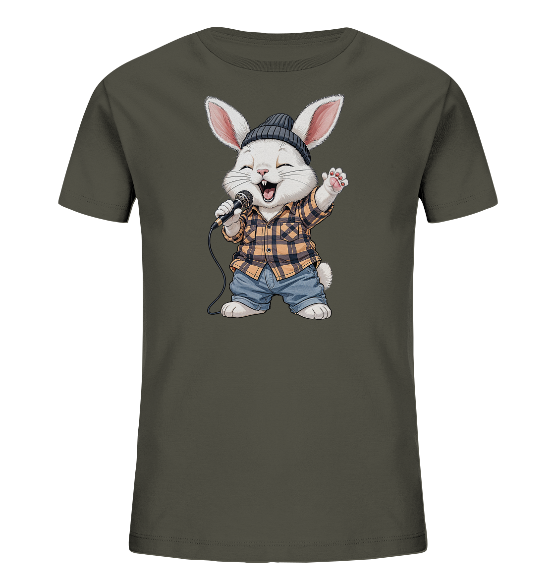 Onlineshop Shirts fuer Kinder - Das Bild zeigt ein dunkelgruenes Kinder-T-Shirt mit einem niedlichen Cartoon-Motiv eines Hasen. Der Hase traegt eine Muetze, ein kariertes Hemd und Jeans und haelt ein Mikrofon, als wuerde er singen. Mit geschlossenen Augen und geoeffnetem Mund vermittelt das Design eine froehliche und musikalische Stimmung. Eine Pfote ist dabei erhoben, als wuerde er das Publikum begruessen.