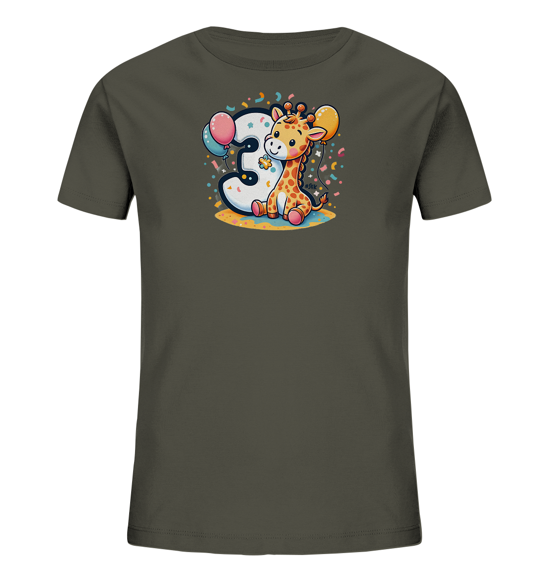 Onlineshop Shirts fuer Kinder - Das T-Shirt in einem dunklen Khaki-Farbton zeigt ein verspieltes Motiv mit einer niedlichen Cartoon-Giraffe. Die Giraffe sitzt froehlich neben einer grossen weissen Zahl '3'. Das Bild wird durch bunte Ballons und Konfetti ergaenzt, was eine festliche Atmosphaere schafft.