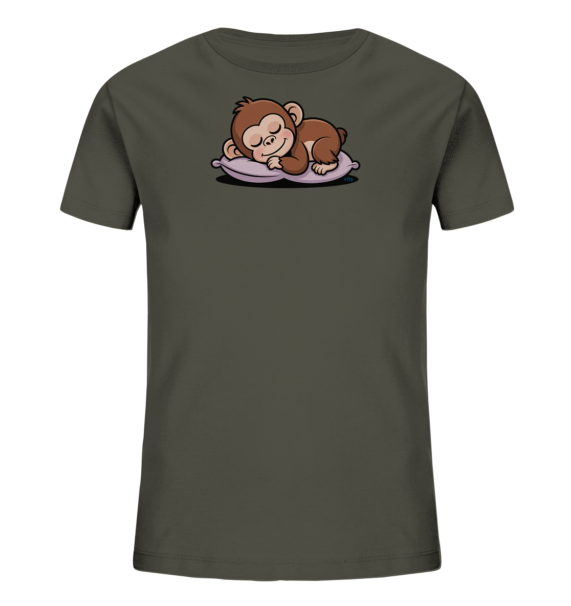 Onlineshop Shirts fuer Kinder - Das Bild zeigt ein erdgruenes Kinder-T-Shirt mit einem niedlichen Aufdruck auf der Vorderseite. Darauf ist ein braunes, schlafendes Äffchen zu sehen, das friedlich auf einem hellvioletten Kissen liegt. Das Äffchen ist mit geschlossenen Augen und einem zufriedenen Ausdruck dargestellt. Das Design wirkt ruhig und kindgerecht.