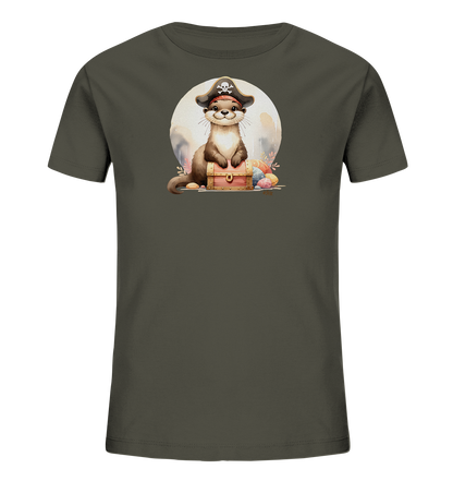 Onlineshop Shirts fuer Kinder - Dieses Bild zeigt ein Kinder-T-Shirt in einem dunklen Olivton mit einem charmanten Motiv auf der Vorderseite. Die Illustration zeigt einen niedlichen Otter, der als Pirat verkleidet ist, komplett mit Hut und Totenkopf-Symbol. Der Otter sitzt auf einer kleinen Schatzkiste, umgeben von bunten, verzierten Eiern. Im Hintergrund ist ein grosser, blasser Kreis zu sehen, der den Fokus auf das zentrale Motiv lenkt.