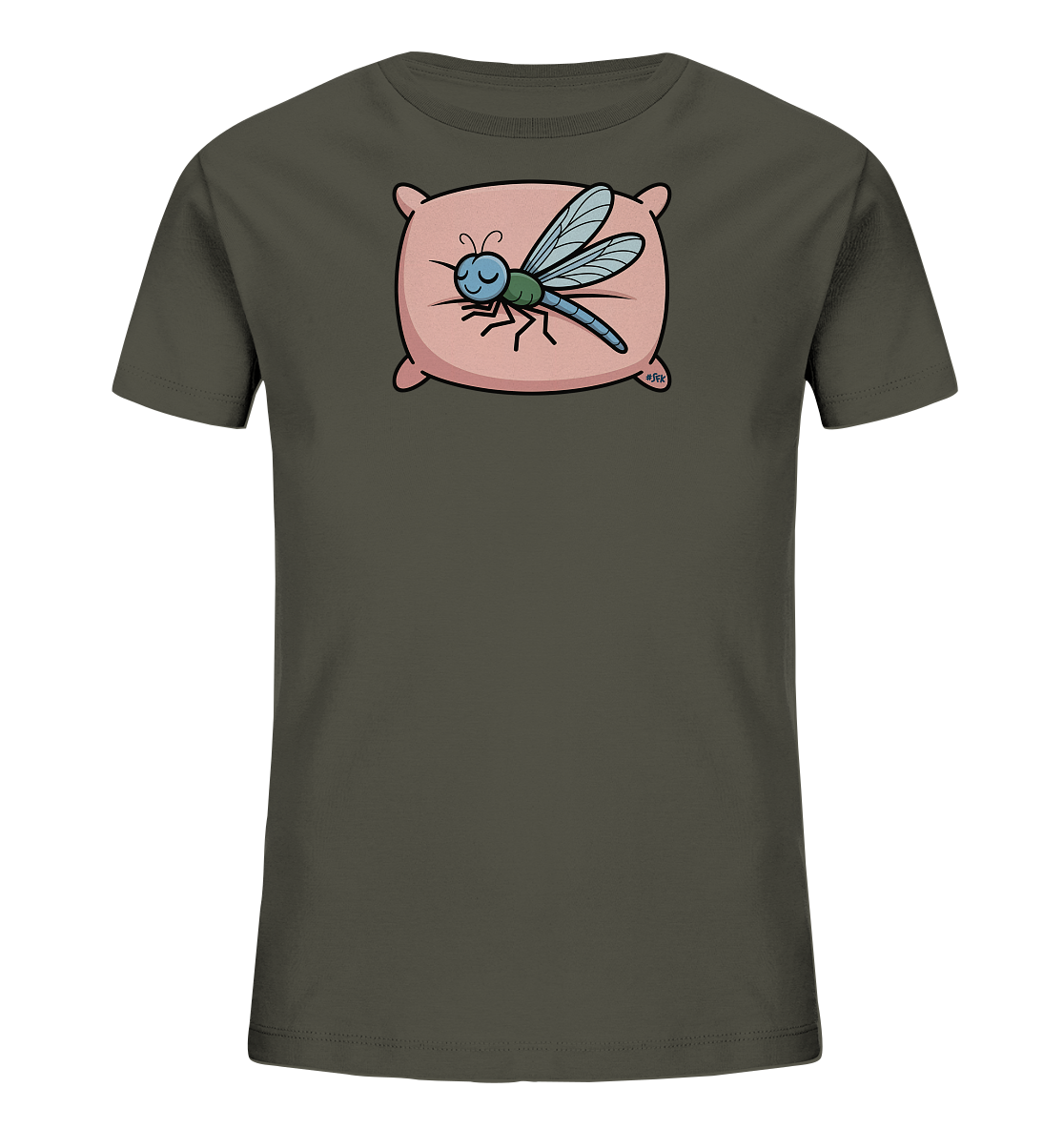 Onlineshop Shirts fuer Kinder - Das Bild zeigt ein dunkelgraues T-Shirt mit einem farbenfrohen Aufdruck auf der Vorderseite. Darauf ist eine schlafende Libelle mit blauen Fluegeln und gruenem Kopf abgebildet, die auf einem rosa Kissen ruht. Die Libelle hat die Augen geschlossen und ein leichtes Laecheln, was eine ruhige und friedliche Atmosphaere vermittelt. Das Design wirkt verspielt und liebevoll, ideal fuer Kinder.