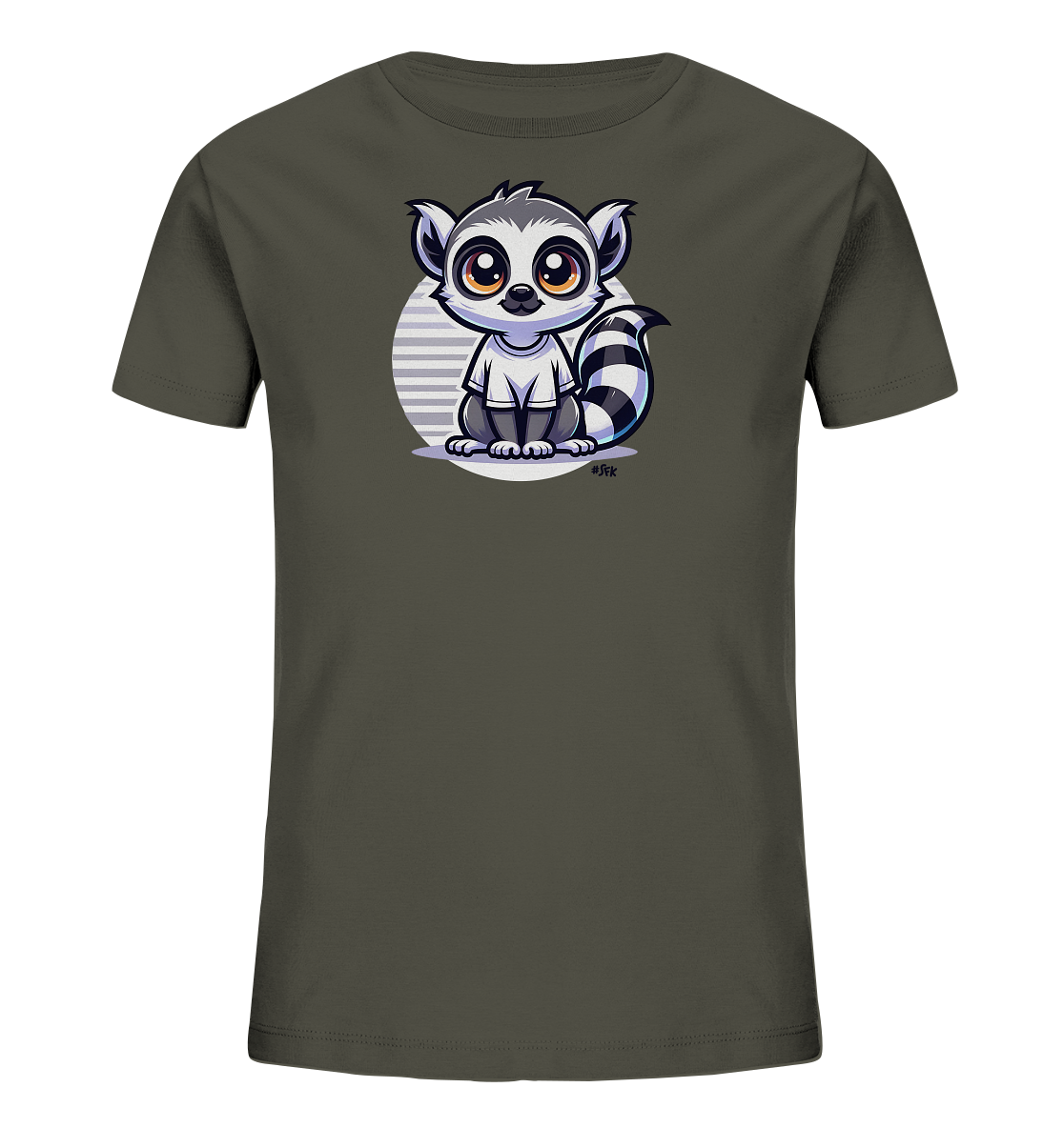 Onlineshop Shirts fuer Kinder - Das Bild zeigt ein dunkelgraues Kinder-T-Shirt mit einer niedlichen Illustration eines Kattas auf der Vorderseite. Der Katta sitzt aufrecht vor einem hellen Kreis mit horizontalen Streifen. Er hat grosse, runde Augen und einen charakteristischen geringelten Schwanz, was dem Design einen verspielten Charakter verleiht.