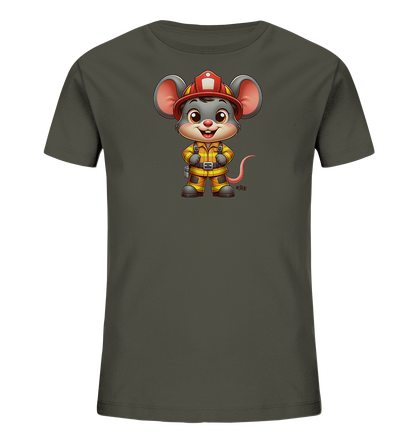 Onlineshop Shirts fuer Kinder - Das Bild zeigt ein dunkles Kinder-T-Shirt mit einem niedlichen Druck. Zentral ist eine Comic-Maus in voller Feuerwehrmontur zu sehen. Sie traegt einen roten Helm und eine gelbe Uniform mit orangefarbenen Streifen. Das Motiv ist detailliert und farbenfroh auf dem Shirt platziert.