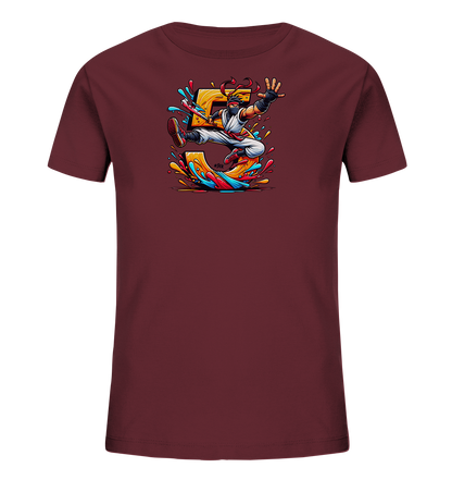 Kinder T-Shirt mit springendem Ninja, großer Zahl 5 und bunten Farbspritzern