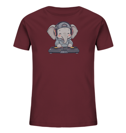 Onlineshop Shirts fuer Kinder - Das Bild zeigt ein bordeauxrotes T-Shirt fuer Kinder. Auf der Vorderseite ist ein niedlicher Elefant in einem grauen Hoodie und mit Kopfhoerern dargestellt. Der Elefant sitzt hinter einem DJ-Mischpult mit zwei Plattenspielern. Das Motiv wirkt verspielt und modern.