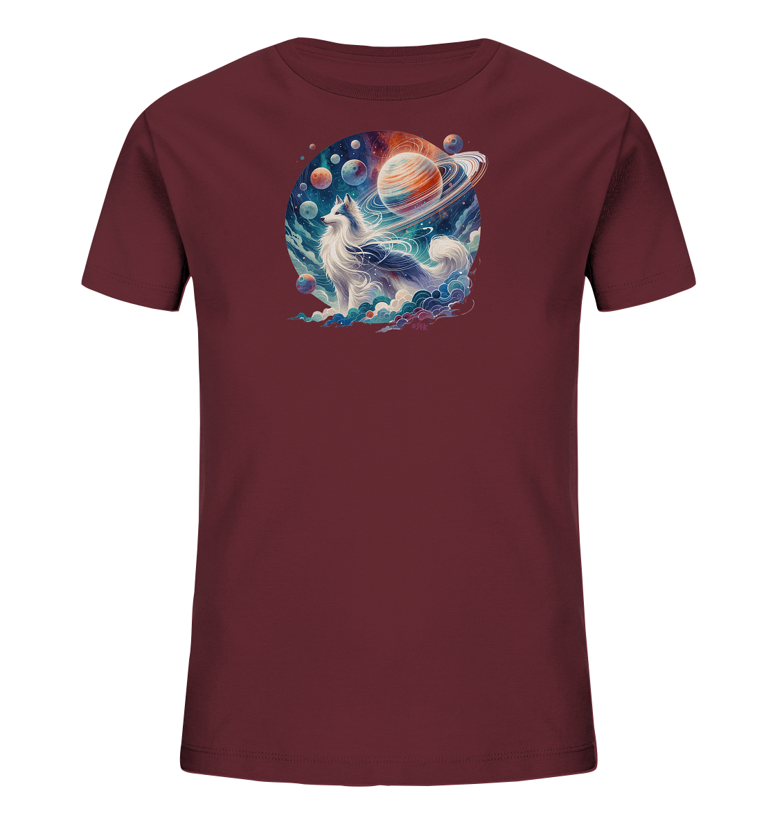 Onlineshop Shirts fuer Kinder - Ein dunkelrotes Kinder-T-Shirt mit einem eindrucksvollen Motiv eines weissen Fuchses im Weltall. Bunte Planeten und Wolken umgeben das Tier in einem runden Rahmen. Ein markanter Ringplanet ist ebenfalls zu sehen. Das Design wirkt fantasievoll und detailreich.