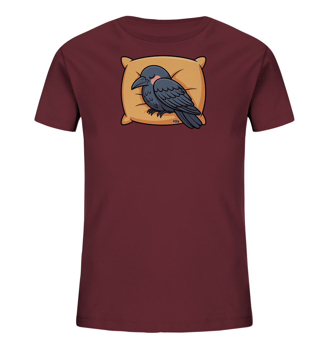 Onlineshop Shirts fuer Kinder - Das Bild zeigt ein bordeauxrotes Kinder-T-Shirt. Auf der Vorderseite ist ein schlafender, dunkelgrauer Vogel auf einem beigen Kissen abgebildet. Der Vogel wirkt friedlich und suess mit seinen geschlossenen Augen und roten Wangen. Das Design verleiht dem Shirt einen gemuetlichen Charakter.