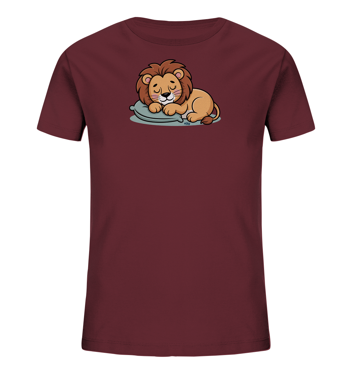 Onlineshop Shirts fuer Kinder - Das Bild zeigt ein dunkelrotes Kinder-T-Shirt mit einem niedlichen Motiv eines schlafenden Loewen. Der Loewe liegt friedlich auf einem hellblauen Kissen, die Augen geschlossen und ein leichtes Laecheln auf dem Gesicht. Sein braunes Fell und die dunklere Maehne sind weich gezeichnet, was dem Design eine sanfte Ausstrahlung verleiht. Das Motiv wirkt beruhigend und ist ideal fuer kleine Tierfreunde.