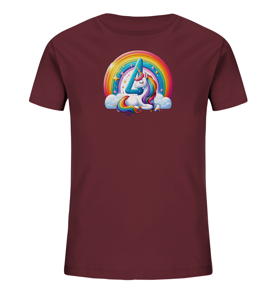 Onlineshop Shirts fuer Kinder - Das Bild zeigt ein dunkelrotes Kinder-T-Shirt mit einer farbenfrohen Grafik auf der Vorderseite. Die Grafik zeigt ein weisses Einhorn, das auf Wolken unter einem grossen Regenbogen liegt. Eine markante blaue Zahl '4' ist Teil des Designs, platziert nahe dem Kopf und Horn des Einhorns. Das Einhorn hat eine bunte Maehne und der Himmel ist mit kleinen Sternen und Glitzereffekten verziert.