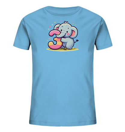 Onlineshop Shirts fuer Kinder - Dieses hellblaue T-Shirt fuer Kinder zeigt eine niedliche Cartoon-Illustration eines Baby-Elefanten. Der Elefant umarmt liebevoll eine grosse, bunte Zahl Drei. Um das Motiv herum schweben kleine, farbige Punkte. Das froehliche Design eignet sich besonders gut fuer den dritten Geburtstag.
