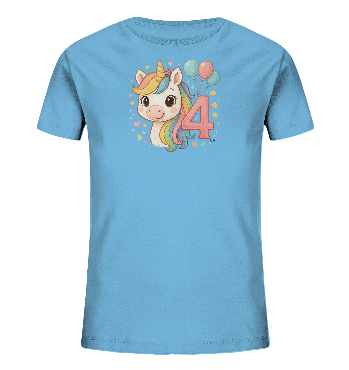 Onlineshop Shirts fuer Kinder - Das Bild zeigt ein hellblaues Kinder-T-Shirt mit einem farbenfrohen Aufdruck eines Einhorns. Das niedliche Einhorn hat eine Regenbogenmaehne und ein freundliches Gesicht, umgeben von kleinen Sternen und Herzen. Neben dem Einhorn ist die Zahl 4 in Pink abgebildet, zusammen mit zwei Luftballons. Das Design wirkt froehlich und verspielt.