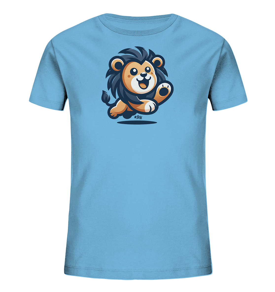 Onlineshop Shirts fuer Kinder - Das Bild zeigt ein hellblaues T-Shirt fuer Kinder. Auf der Vorderseite ist eine niedliche Illustration eines springenden Loewen zu sehen. Der cartoonhafte Loewe hat eine dunkle Maehne und wirkt sehr froehlich. Die Grafik ist dynamisch gestaltet und verleiht dem Shirt einen verspielten Look.