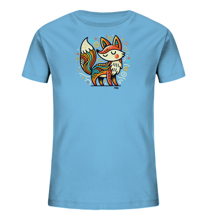 Onlineshop Shirts fuer Kinder - Das Bild zeigt ein hellblaues T-Shirt fuer Kinder. Auf der Vorderseite ist ein stilisierter Fuchs mit bunten Mustern abgebildet. Das Design umfasst auch abstrakte Formen, Sterne und Kreise in lebhaften Farben. Der Fuchs hat geschlossene Augen und wirkt freundlich.