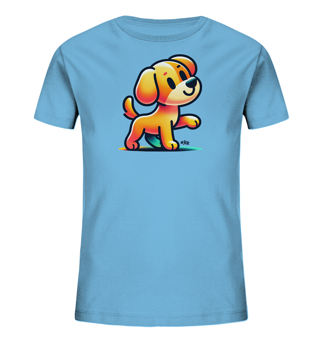 Onlineshop Shirts fuer Kinder - Dieses hellblaue Kinder-T-Shirt zeigt eine niedliche, cartoonartige Illustration eines Hundes. Der orange-gelbe Welpe hat grosse Ohren und ein freundliches Laecheln im Gesicht. Er scheint einen Schritt nach vorne zu machen und steht auf einem bunten Schatten. Das Design ist froehlich und kindgerecht gestaltet.