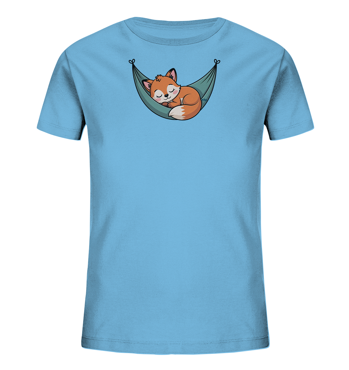 Onlineshop Shirts fuer Kinder - Das Bild zeigt ein hellblaues Kinder-T-Shirt mit einem niedlichen Motiv. Darauf ist ein schlafender Fuchs in einer Haengematte abgebildet. Der Fuchs ist orange-braun und liegt friedlich in der teal-gruenen Haengematte, was eine ruhige Szene darstellt. Das Design verleiht dem Shirt einen verspielten und entspannenden Charakter.