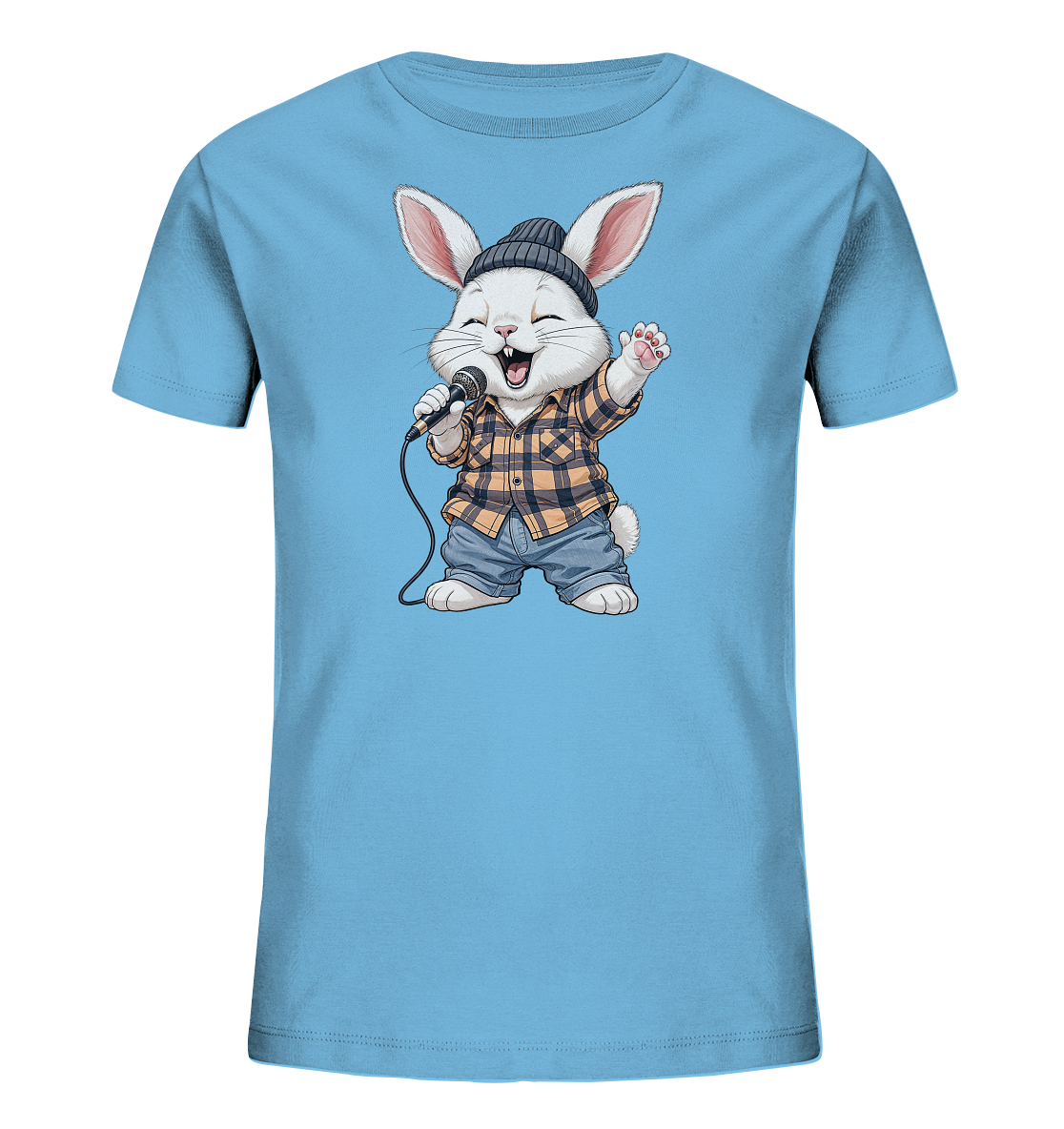 Onlineshop Shirts fuer Kinder - Das Bild zeigt ein hellblaues Kinder-T-Shirt mit einem niedlichen Kaninchenmotiv auf der Vorderseite. Das Kaninchen traegt ein kariertes Hemd, Jeansshorts und eine dunkle Muetze, waehrend es in ein Mikrofon singt. Es hat eine froehliche Mimik mit geschlossen Augen und geoeffnetem Mund. Das Design verleiht dem Shirt einen verspielten und musikalischen Charakter.