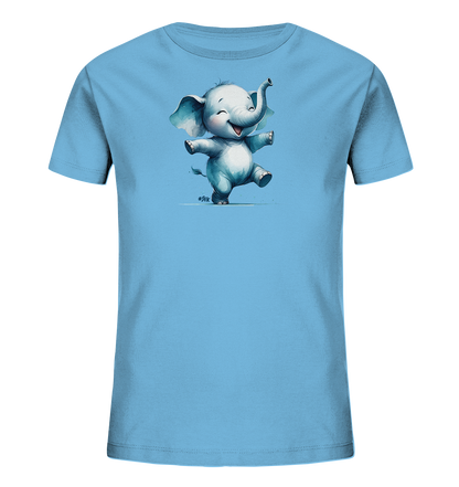 Onlineshop Shirts fuer Kinder - Das Bild zeigt ein hellblaues Kinder-T-Shirt mit einer niedlichen Illustration eines Elefanten. Der kleine, graue Elefant tanzt froehlich auf einem Bein mit ausgestreckten Armen und erhobenem Ruessel. Er hat grosse, freundliche Augen und laechelt. Das Motiv verleiht dem Shirt eine verspielte und positive Ausstrahlung.