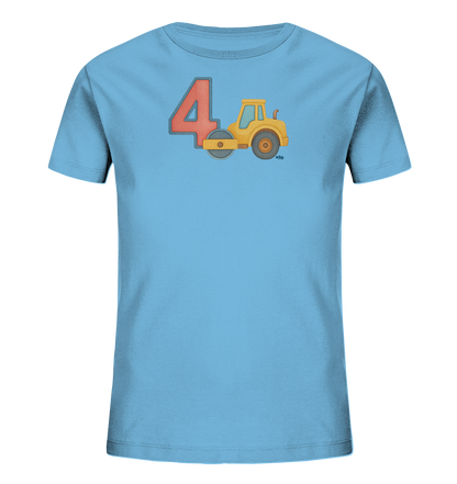 Onlineshop Shirts fuer Kinder - Das Bild zeigt ein hellblaues Kinder T-Shirt mit einem grossen, roten Zahl 4 Motiv auf der Vorderseite. Daneben ist eine gelbe Dampfwalze im Cartoon-Stil abgebildet. Das Design ist zentral platziert und wirkt froehlich sowie kindgerecht.