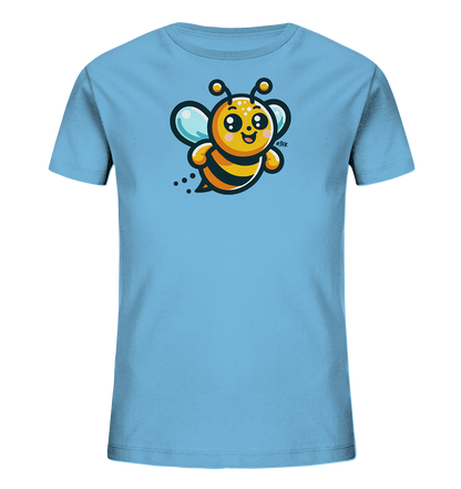 Onlineshop Shirts fuer Kinder - Das Bild zeigt ein hellblaues Kinder T-Shirt. Auf der Vorderseite ist eine niedliche, fliegende Comic-Biene abgebildet. Die Biene hat gelb-schwarze Streifen, grosse Augen, Antennen und transparente Fluegel mit blauen Raendern. Sie ist froehlich dargestellt, mit Bewegungspunkten hinter sich.