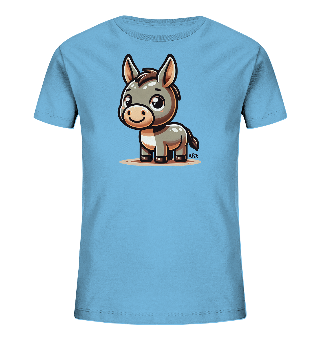 Onlineshop Shirts fuer Kinder - Das Bild zeigt ein hellblaues Kinder-T-Shirt mit einer niedlichen Cartoon-Illustration eines Esels auf der Vorderseite. Der Esel ist in Grautoenen mit weissen Akzenten dargestellt und hat grosse Augen sowie ein freundliches Laecheln. Er steht auf einem angedeuteten Erdboden. Das Motiv wirkt verspielt und kinderfreundlich.