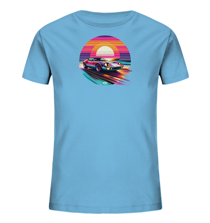 Kinder T-Shirt mit ein farbiger Sportwagen vor einer gestreiften Retro-Sonne