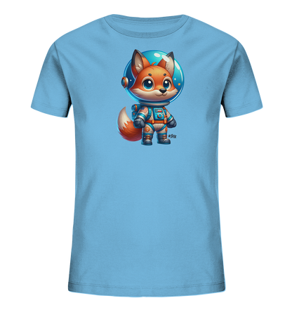 Onlineshop Shirts fuer Kinder - Das Bild zeigt ein hellblaues T-Shirt mit einem niedlichen Aufdruck. Ein kleiner, cartoonhafter Fuchs traegt einen Astronautenanzug mit Helm und steht aufrecht. Das Motiv ist farbenfroh gestaltet und zeigt Sterne im Hintergrund des Helms. Dieses Design verleiht dem Shirt einen verspielten und abenteuerlichen Look.