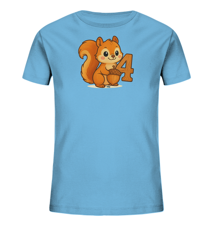 Onlineshop Shirts fuer Kinder - Das Bild zeigt ein hellblaues T-Shirt fuer Kinder mit einem freundlichen Eichhoernchen-Motiv auf der Vorderseite. Das Eichhoernchen haelt eine Eichel in seinen Pfoten. Neben der Figur ist die Zahl '4' gross abgebildet. Die Illustration hat einen niedlichen Cartoon-Stil.