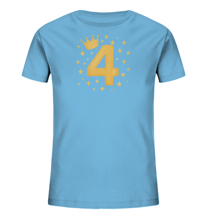 Onlineshop Shirts fuer Kinder - Dieses hellblaue T-Shirt fuer Kinder zeigt ein festliches Design mit der grossen Zahl 4 in Gold. Eine kleine goldene Krone ist darueber platziert. Zahlreiche goldene Sterne und kleine Plus-Formen umgeben das zentrale Motiv. Das Design verleiht dem Shirt eine koenigliche und froehliche Ausstrahlung.
