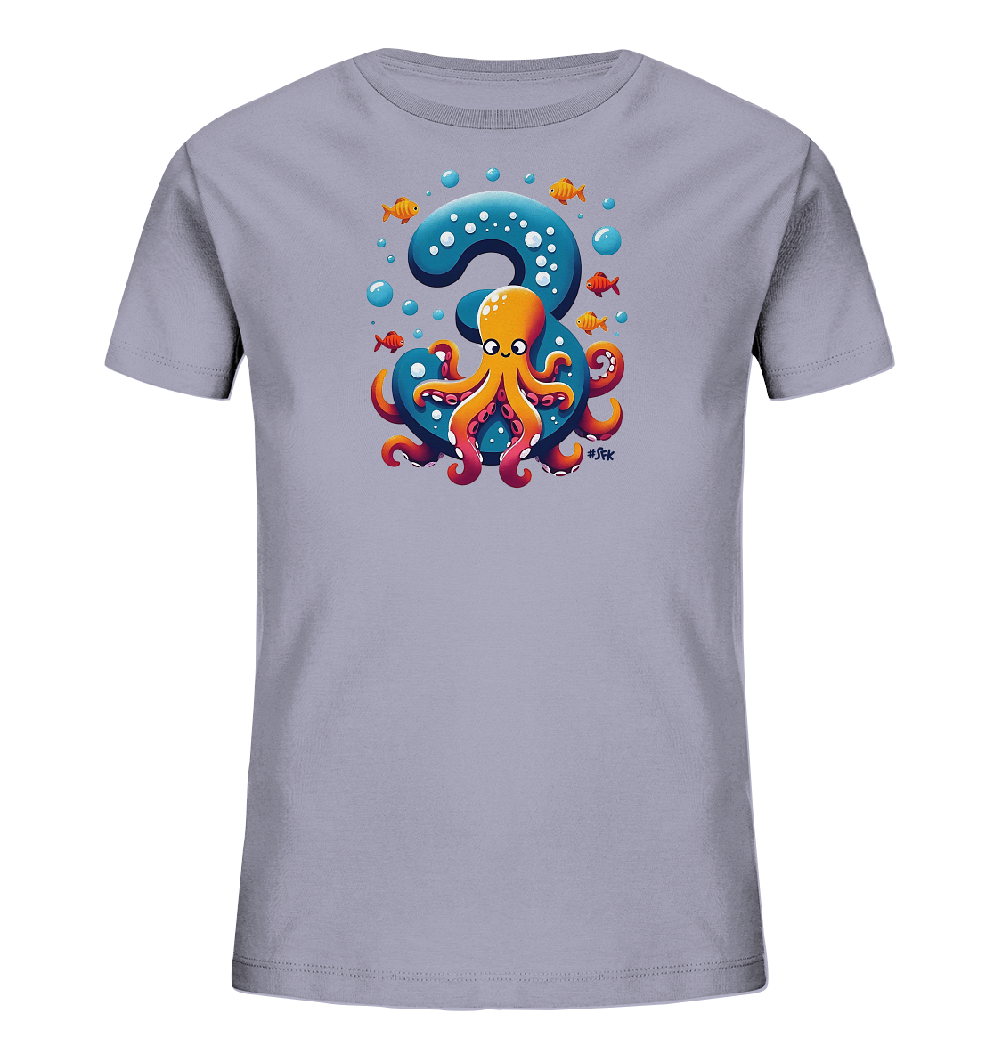 Onlineshop Shirts fuer Kinder - Das Bild zeigt ein hellgraues Kinder-T-Shirt mit einem farbenfrohen Aufdruck. Im Zentrum des Designs steht die grosse, blaue Zahl 3, die mit Punkten verziert ist. Ein lustiger, oranger Tintenfisch sitzt auf der Zahl. Kleine orange Fische und blaue Blasen umgeben das Motiv, was eine froehliche Unterwasserwelt darstellt.
