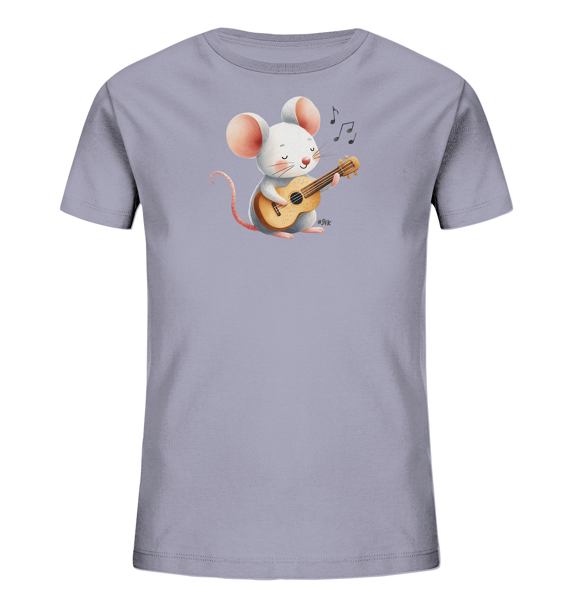 Onlineshop Shirts für Kinder - Das Bild zeigt ein hellviolettes Kinder-T-Shirt, das mit einer niedlichen Illustration einer Maus verziert ist. Die cartoonhafte Maus sitzt und spielt auf einer kleinen Akustikgitarre, über der Musiknoten schweben. Die Maus hat große Ohren, einen langen Schwanz und ein freundliches Gesicht. Dieses Design verleiht dem Shirt einen musikalischen und verspielten Ausdruck, ideal für Kinder.
