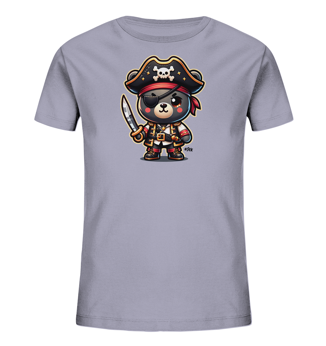 Onlineshop Shirts fuer Kinder - Das Bild zeigt ein hellgraues T-Shirt mit einem charmanten Motiv eines Baeren im Piratenkostuem. Der kleine Baer traegt einen Piratenhut mit Totenkopf, eine Augenklappe und haelt ein Schwert. Das Design ist detailreich und verspielt, ideal fuer kleine Abenteurer. Die Illustration hat einen freundlichen Cartoon-Stil.