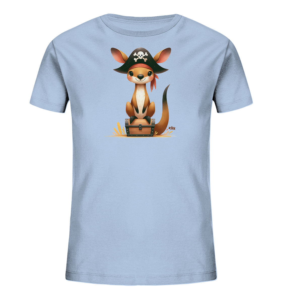 Onlineshop Shirts fuer Kinder - Das Bild zeigt ein hellblaues T-Shirt fuer Kinder. Auf der Vorderseite ist eine niedliche Illustration eines Kaengurus abgebildet. Das Kaenguru traegt einen Piratenhut und sitzt auf einer Schatzkiste. Dieses Design verleiht dem Shirt einen abenteuerlichen und verspielten Look.