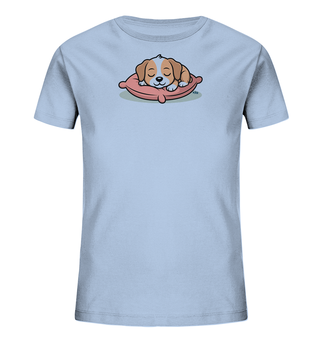 Onlineshop Shirts fuer Kinder - Das Bild zeigt ein hellblaues Kinder-T-Shirt. Auf der Vorderseite ist eine niedliche Illustration eines schlafenden Welpen zu sehen. Der braun-weisse Welpe ruht friedlich auf einem rosafarbenen Kissen. Das Design wirkt beruhigend und verspielt.