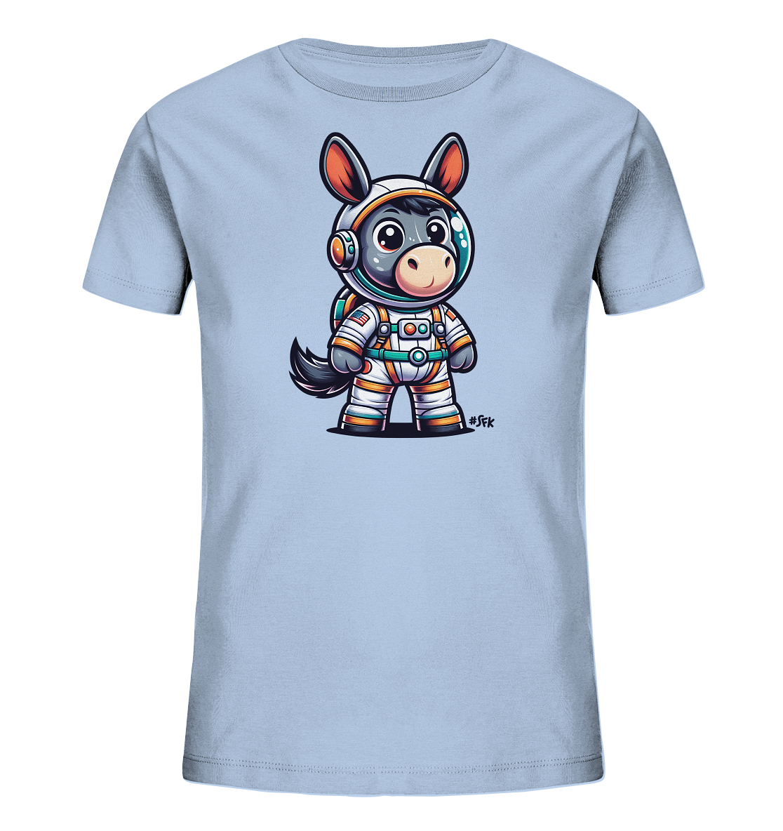 Onlineshop Shirts fuer Kinder - Das Bild zeigt ein hellblaues Kinder-T-Shirt. Darauf ist eine niedliche Cartoon-Illustration eines Esels abgebildet. Der Esel traegt einen detailreichen Astronautenanzug in Weiss mit orangefarbenen und blauen Akzenten sowie einen Helm. Dieses Design verleiht dem Shirt einen verspielten und abenteuerlichen Look.