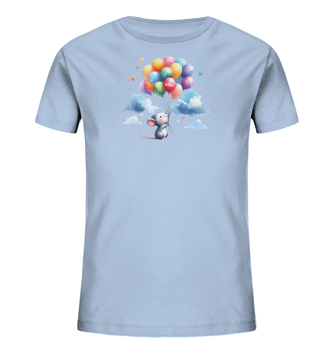 Onlineshop Shirts für Kinder - Das Bild zeigt ein hellblaues Kinder-T-Shirt mit einem niedlichen Motiv einer kleinen Maus. Die Maus schwebt im Himmel und hält einen großen Strauß bunter Luftballons fest. Kleine Wolken und Herzen ergänzen das fröhliche Design, wobei einer der Ballons den Text "#SFK" trägt. Dieses Shirt besticht durch seine leichten Farben und das verspielte, fantasievolle Motiv.