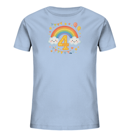 Onlineshop Shirts fuer Kinder - Das Bild zeigt ein hellblaues Kinder-T-Shirt mit einem farbenfrohen Motiv. Zentral ist die Zahl '4', umrahmt von einem Regenbogen und zwei laechelnden Wolken. Das Design ist mit Sternen, Herzen, Luftballons und Wimpeln verziert. Es vermittelt eine froehliche und festliche Stimmung, passend fuer einen besonderen Anlass wie einen Geburtstag.