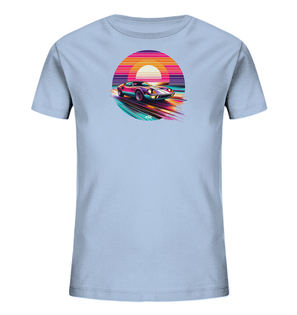 Kinder T-Shirt mit ein farbiger Sportwagen vor einer gestreiften Retro-Sonne