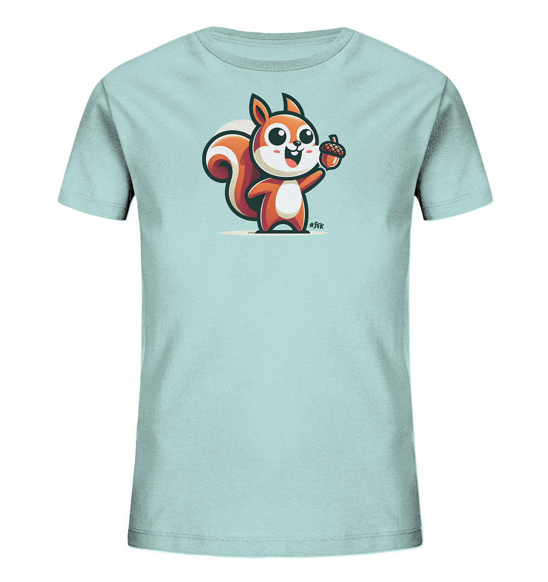 Onlineshop Shirts fuer Kinder - Das Bild zeigt ein hellblaues T-Shirt fuer Kinder mit einem niedlichen Eichhoernchen-Motiv. Das Eichhoernchen im Cartoon-Stil ist orange-weiss gefaerbt, steht aufrecht und haelt eine Eichel in seiner Pfote. Es hat einen froehlichen Ausdruck mit grossen Augen. Das Design wirkt verspielt und ansprechend fuer Kinder.