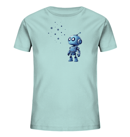 Onlineshop Shirts für Kinder - Das Bild zeigt ein hellblaues Kinder-T-Shirt, das flach auf einem schwarzen Hintergrund liegt. Auf der oberen linken Seite des Shirts ist eine Grafik eines kleinen, blauen Cartoon-Roboters platziert. Neben dem Roboter ist eine Ansammlung von blauen Sternen und kleinen Punkten dargestellt. Der Roboter hat große Augen und eine Antenne und blickt nach vorne, was dem Design einen verspielten Charakter verleiht.