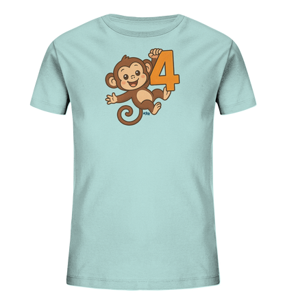 Onlineshop Shirts fuer Kinder - Das Bild zeigt ein hellblaues T-Shirt fuer Kinder mit einer froehlichen Cartoon-Illustration. Ein brauner Affe haelt sich an der orangefarbenen Zahl '4' fest, waehrend er laechelt. Das Motiv ist detailreich gestaltet und sitzt mittig auf der Brust des Shirts. Es verleiht dem Shirt einen verspielten und kindgerechten Charakter.