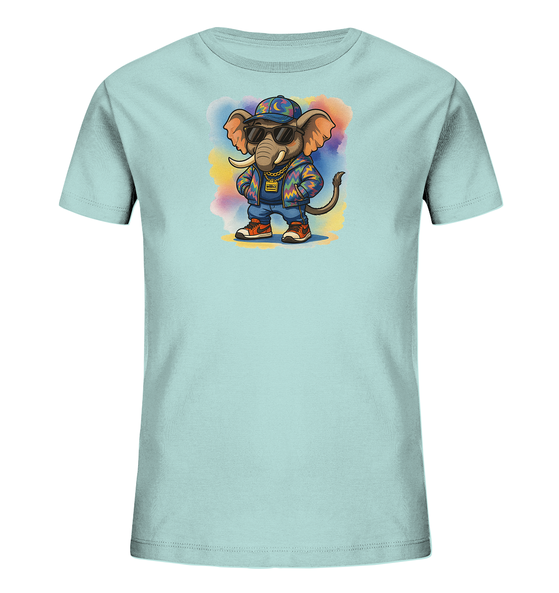 Onlineshop Shirts fuer Kinder - Das Bild zeigt ein hellblaues T-Shirt mit einem coolen, cartoonhaften Elefantenmotiv. Der Elefant traegt eine bunte Kappe, Sonnenbrille, eine stylische Jacke und Sneakers. Dahinter befindet sich ein farbenfroher Aquarell-Hintergrund in Pastelltoenen. Das Design verleiht dem Shirt einen modernen und verspielten Look.