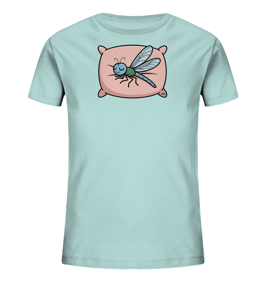 Onlineshop Shirts fuer Kinder - Das Bild zeigt ein hellblaues T-Shirt fuer Kinder mit einem niedlichen Motiv auf der Vorderseite. Eine cartoonartige Libelle in Blau- und Gruentoenen liegt entspannt auf einem rosafarbenen Kissen. Die Libelle hat geschlossene Augen und ein sanftes Laecheln, was einen ruhigen und verspielten Eindruck vermittelt. Das Design ist schlicht und ansprechend fuer kleine Kinder.