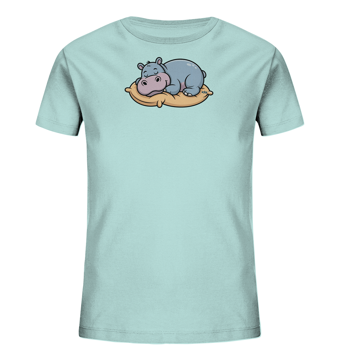 Onlineshop Shirts fuer Kinder - Das Bild zeigt ein hellblaues Kinder-T-Shirt mit einem niedlichen Aufdruck eines schlafenden Nilpferdes. Das cartoonhafte Nilpferd liegt entspannt auf einem beigen Kissen. Das Design wirkt beruhigend und ist ideal fuer kleine Tierliebhaber. Die Farben sind sanft und ansprechend fuer Kinder.