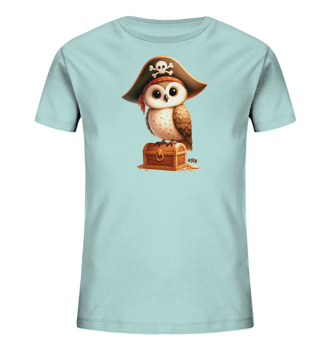 Onlineshop Shirts fuer Kinder - Das Bild zeigt ein hellblaues T-Shirt mit einem suessen, cartoonhaften Eulendesign auf der Vorderseite. Die Eule traegt einen Piratenhut und steht auf einer hoelzernen Schatzkiste. Um die Kiste liegen einige Goldmuenzen. Das Motiv verleiht dem Shirt einen abenteuerlichen Look.