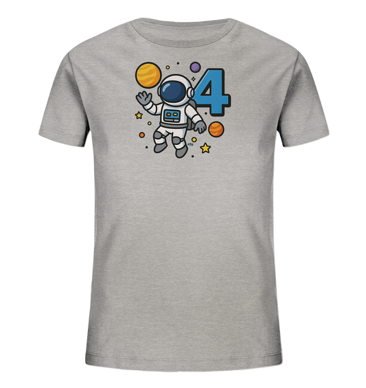 Onlineshop Shirts fuer Kinder - Das Bild zeigt ein hellgraues Kinder-T-Shirt mit einem Weltall-Motiv auf der Vorderseite. Ein freundlich winkender Astronaut schwebt neben Planeten, Sternen und Punkten. Dominant im Design ist eine grosse blaue Zahl '4'. Das Gesamtbild ist farbenfroh und kindgerecht gestaltet.