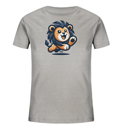 Onlineshop Shirts fuer Kinder - Dieses hellgraue Kinder-T-Shirt zeigt eine froehliche Illustration eines rennenden oder springenden Loewen. Der cartoonhafte Loewe hat ein breites Laecheln und winkt mit einer Pfote. Sein Koerper ist orangebraun, die Maehne und der Schwanz sind dunkelgrau. Das verspielte Design macht das Shirt zu einem Blickfang.